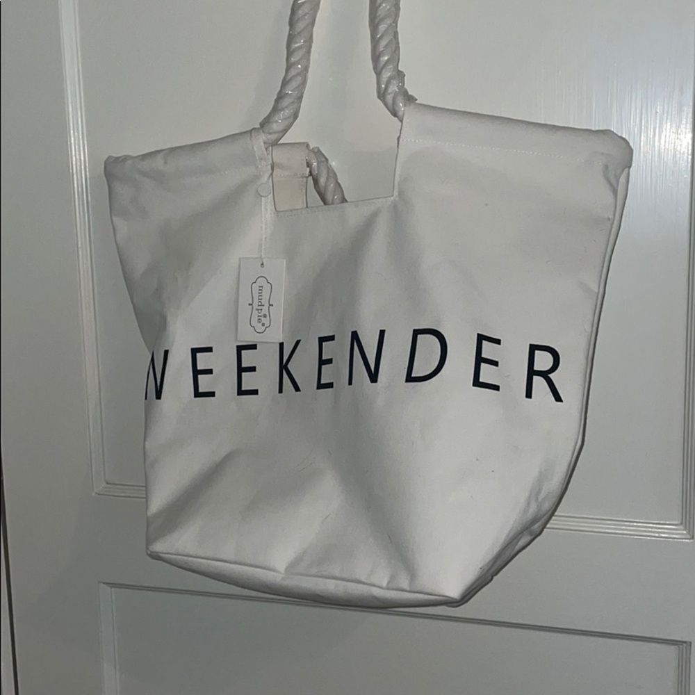 NWT mudpie weekender